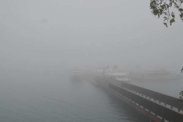 霪雨霏霏什么意思?