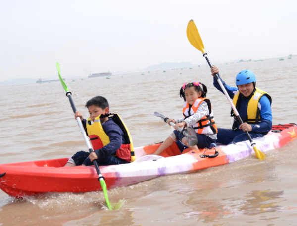 kayaking kayaking什么意思中文 